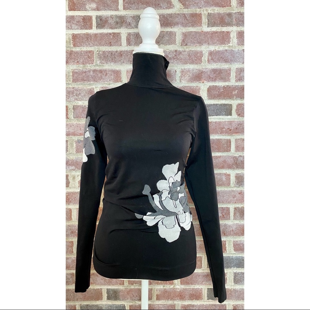 Athleta Mock Turtleneck Running Top Sz M Athletic